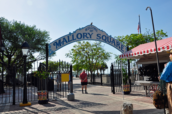 Lee Duquette at Mallory square