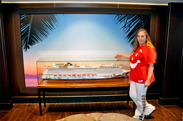 Karen by a model of the Norwegian Getaway