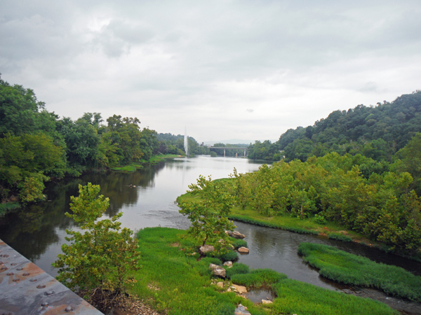 jet d'eau in Lynchburg