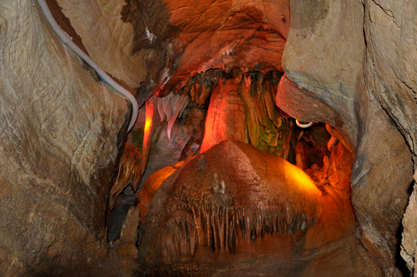 formations in Skyline Caverns