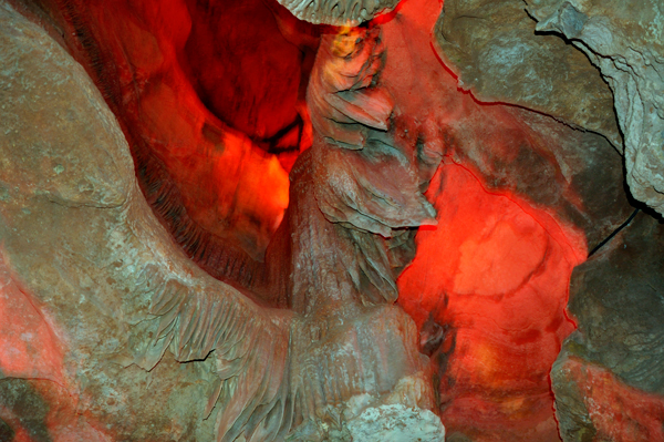 formation in Skyline Caverns