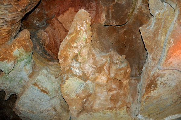 formation in Skyline Caverns