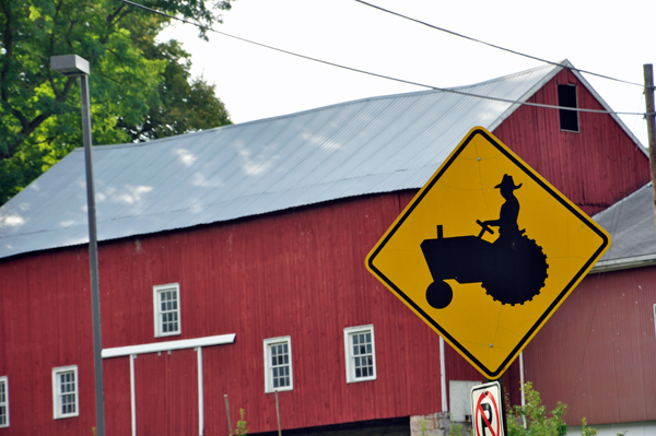 tractor crossing sign 