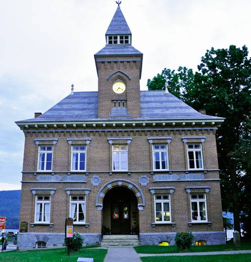 Old Courthouse