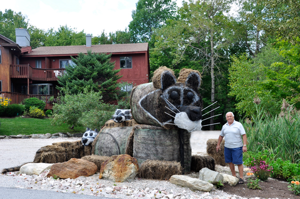 Lee Duquette and the racoon haystack