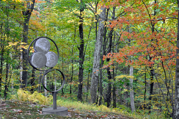 Circle of Friends sculpture 