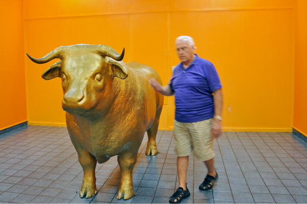 Lee Duquette and a big bull