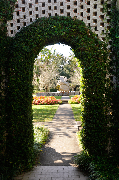 archway to another sculpture