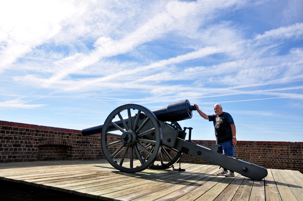 Lee Duquette and a cannon