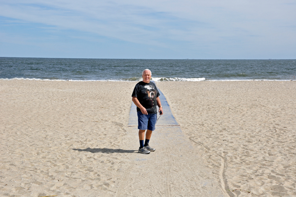 Lee Duquette on the beach