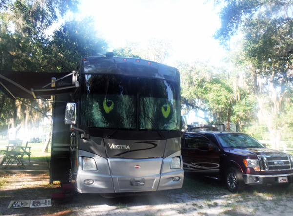 The RV and toad of the two RV Gypsies