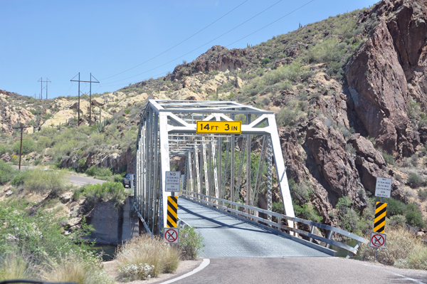 one-lane bridge