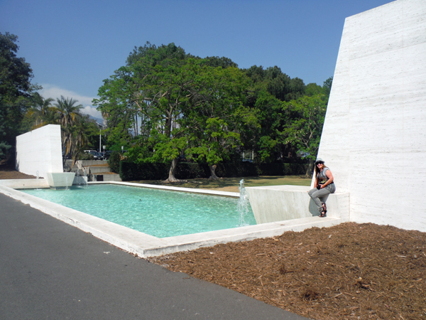 Bauer Lawm and Fountains