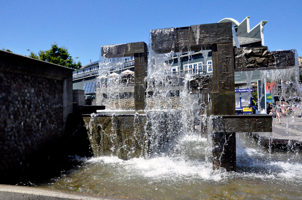 A water fountain