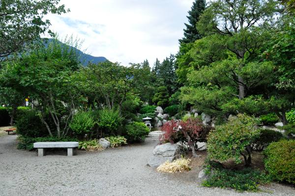 entrance to the Friendship Garden