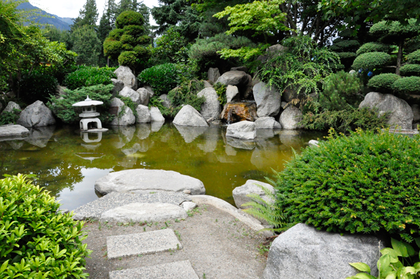 entrance to the Friendship Garden