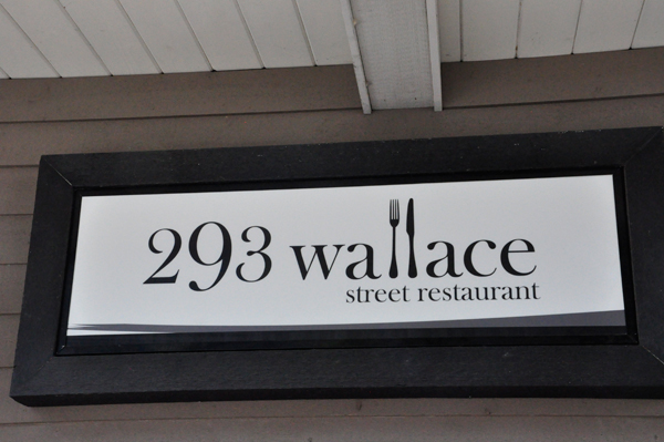 293 Wallace Street Restaurant sign