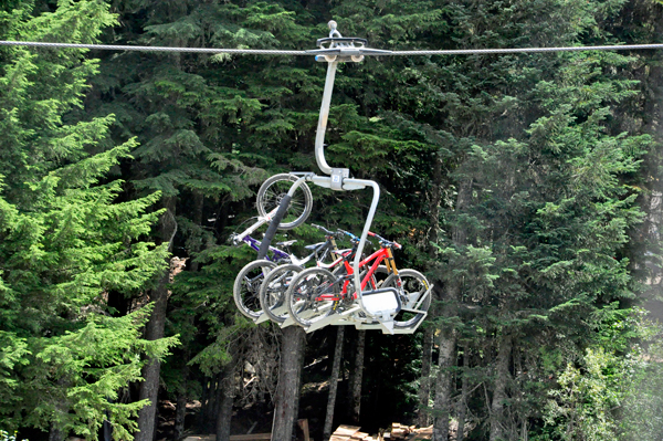 bicycles on the ski lfit