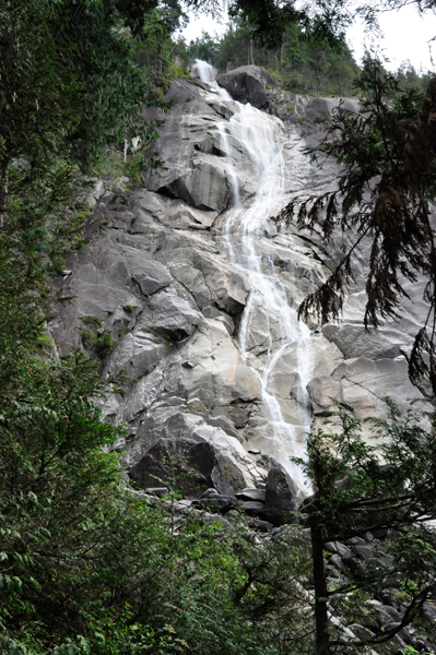  Shannon Falls