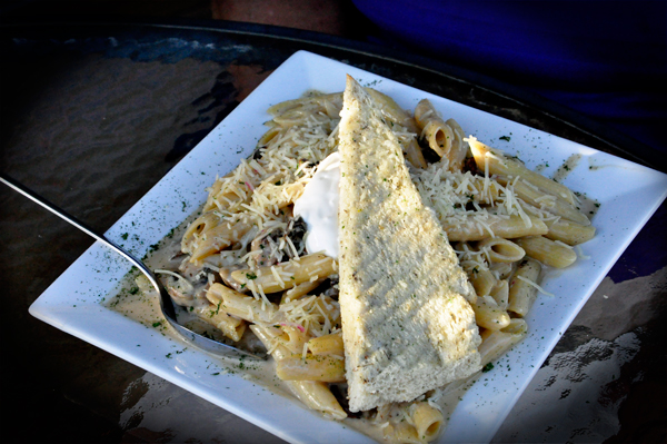 Lee's dinner: beef stroganoff