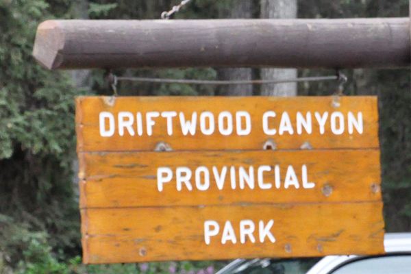 sign: Driftwood Canyon Provincial Park