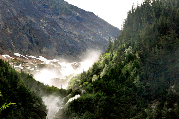 mist fron the bigger Twin Fall