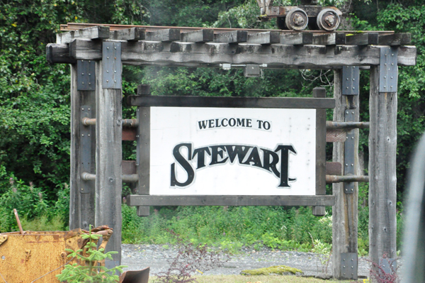 sign: Welcome to Stewart