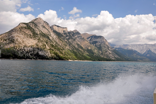 Lake Minnewanka