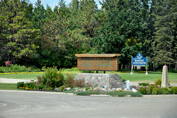 International Peace Garden sign