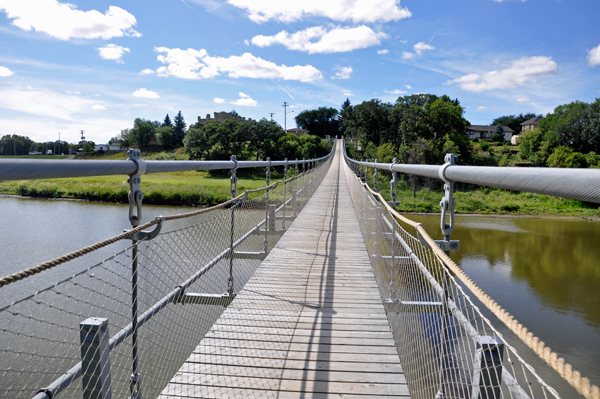 Canada's longest pedestrian bridge