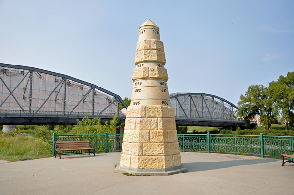 the flood monument