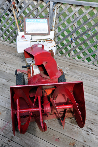 Yooper Snow Shovel