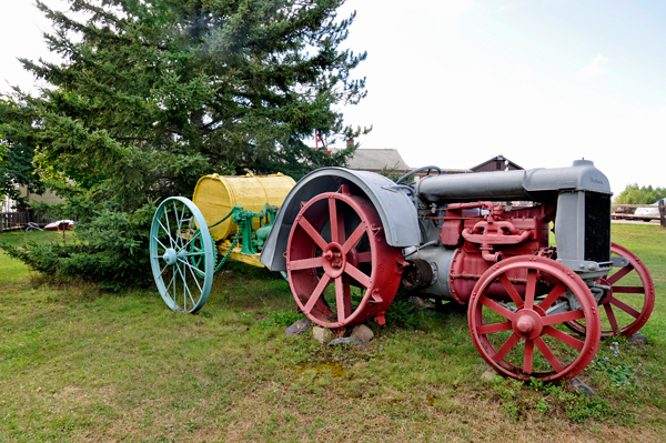 Yooperland tractor