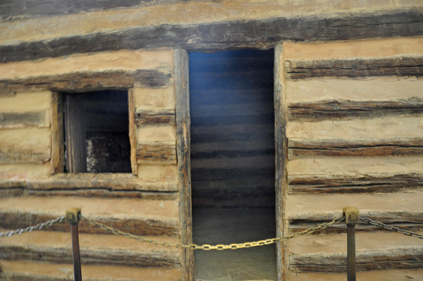 replica of Lincoln's birthplace log cabin