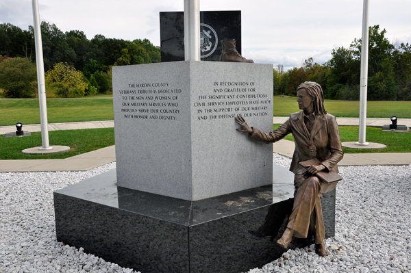 sculpture of a woman symbolizing civil servants