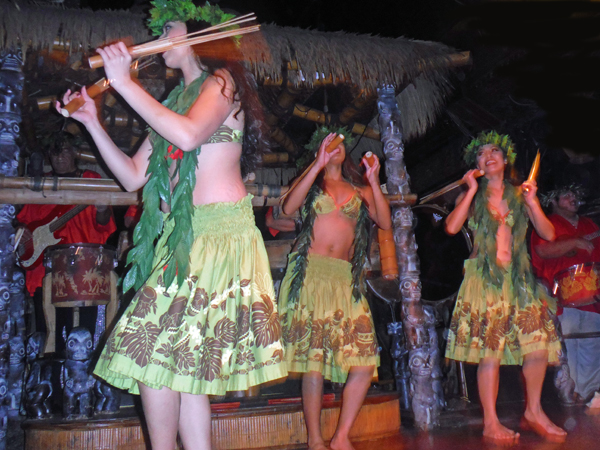 the show at the Mai-Kai