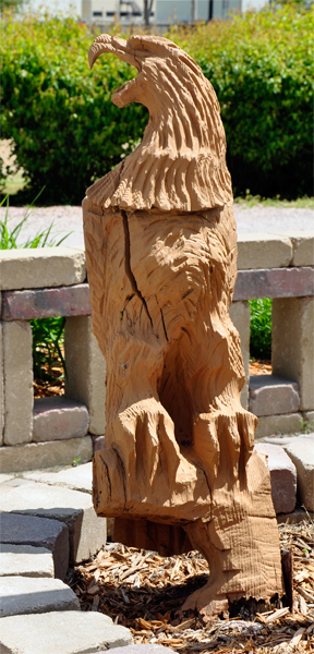 eagle sculpture in front of the KOA office