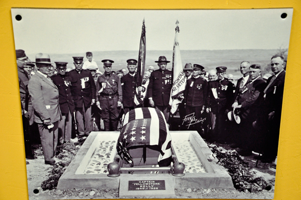 Yellowstone Kelly's grave site