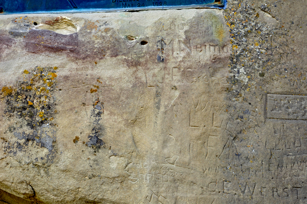 other signatures on Pompeys Pillar