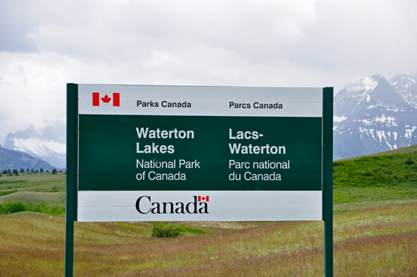 sign - Waterton Lakes National Park