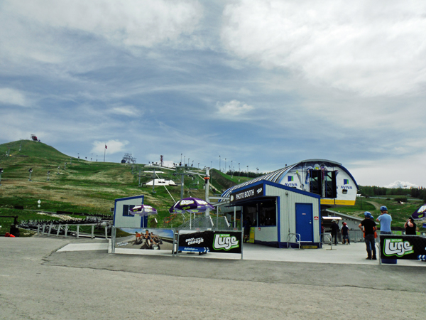 Chair lift entry