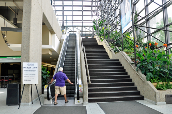 Lee Duquette approaching the escaltor