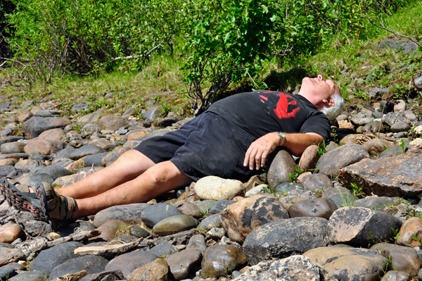 Lee on the rocks