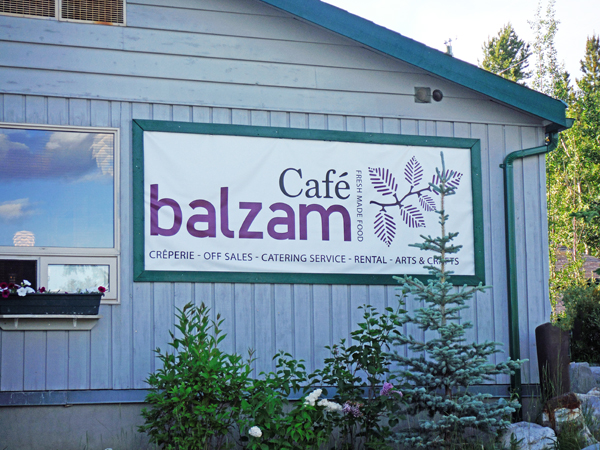 Cafe Balzam at Takhini Hot Springs