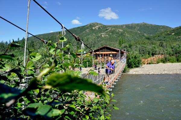 Lee Duquette Ilse Blahak on the swinging bridge