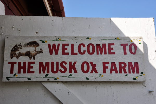 welcome sign