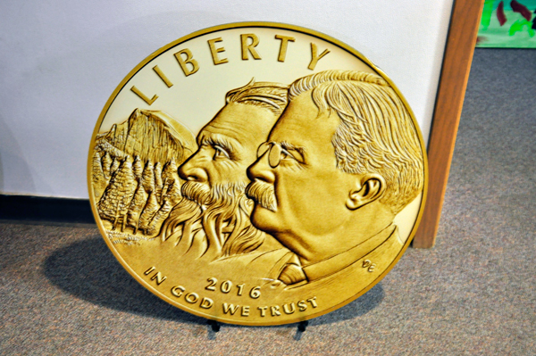 giant Liberty 2016 coin