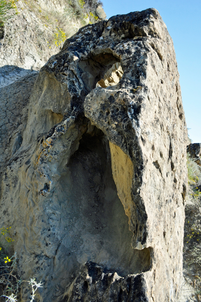 real cool rock in Wind Canyon