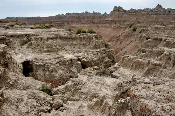 Badlands scenery from the Door Trail