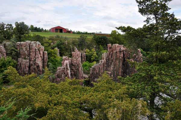 Sioux Quartzite rocks